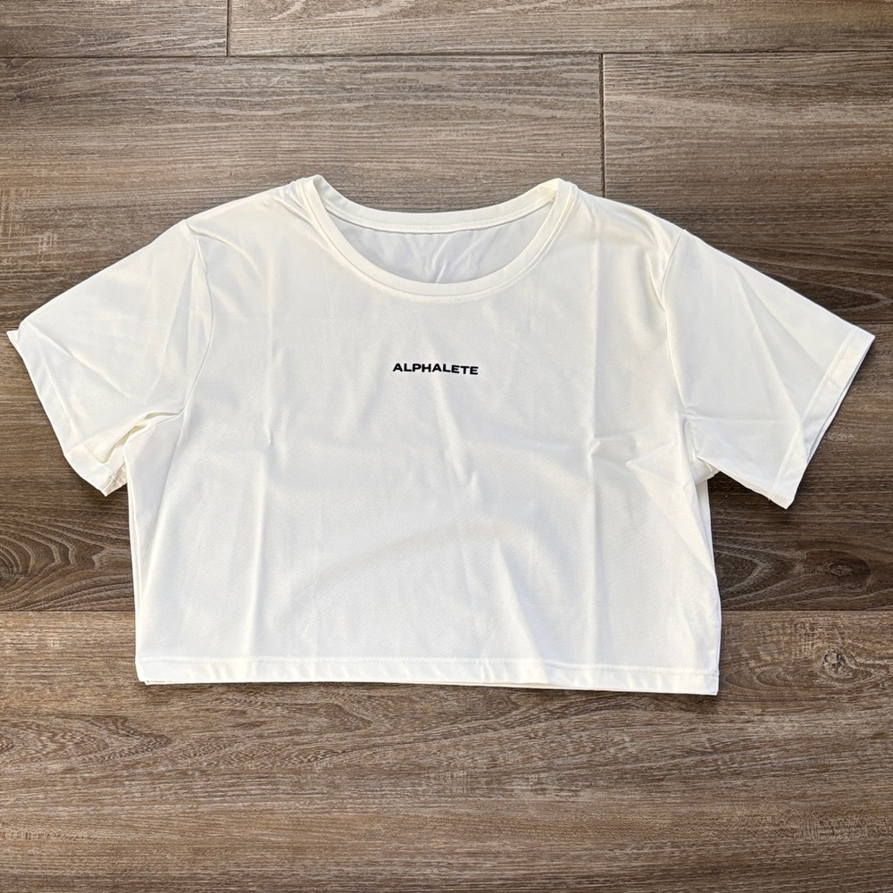 Alphalete Women's White Crop Top